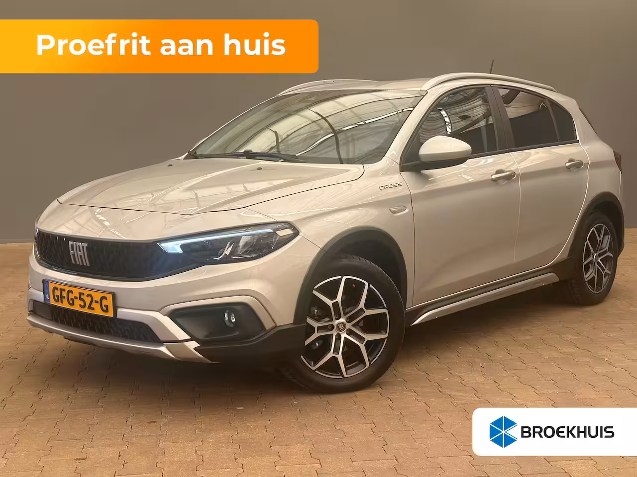Fiat Tipo Cross 1.0 Camera | Keyless | Navigatie | 17" Lichtmetaal | Climate | Adpatieve Cruise | Carplay