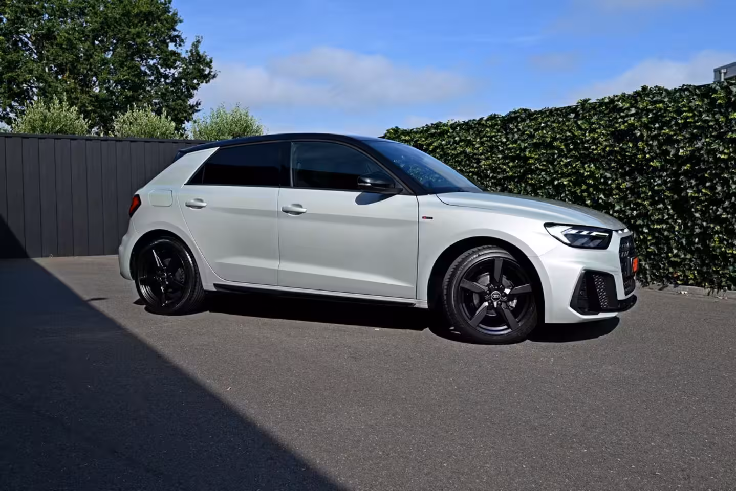 Audi A1 Sportback 25 TFSI S edition | 2025 | 21.000KM | Achteruitrijcamera | CarPlay | Stoelverwarming | Con