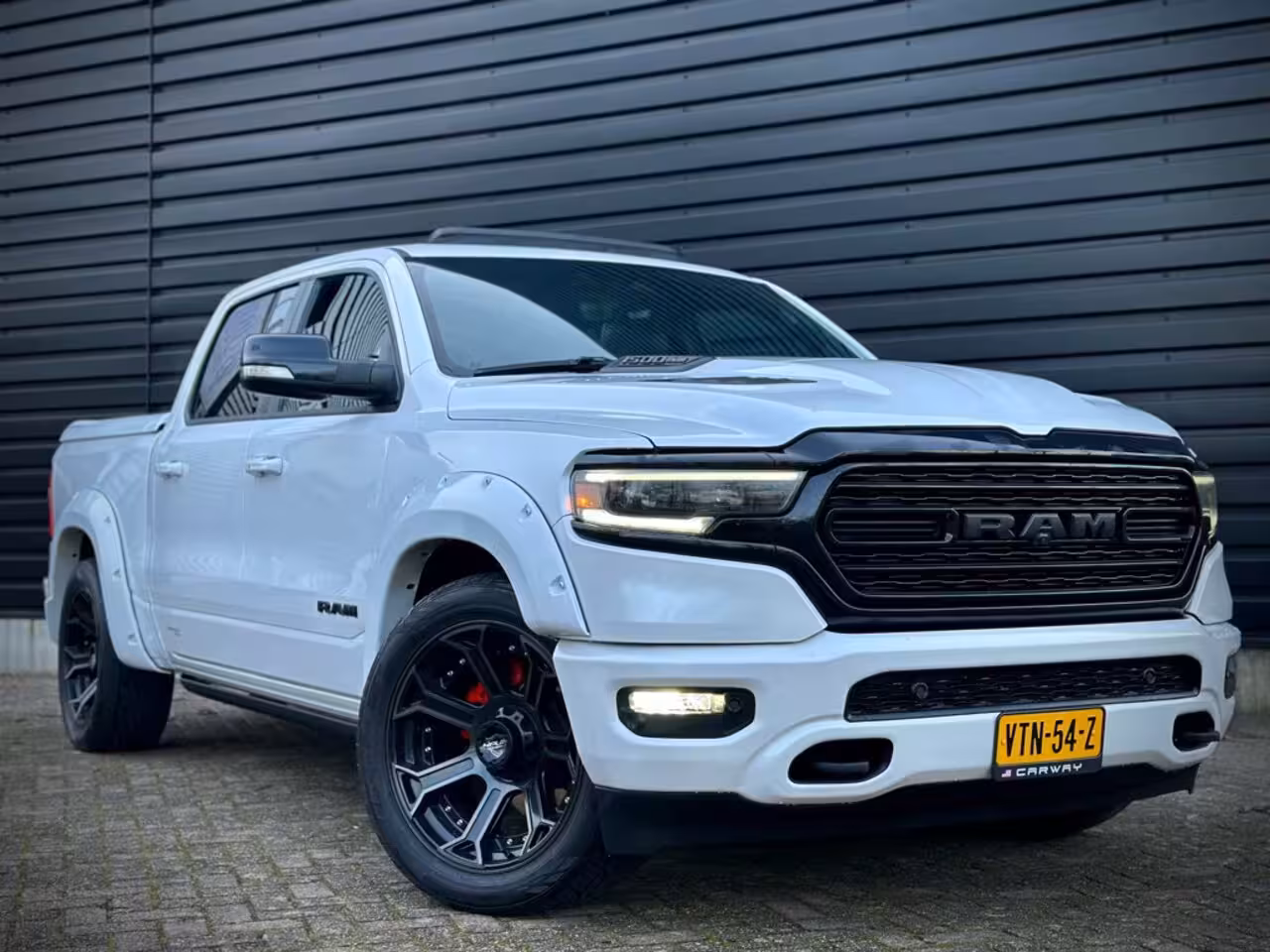 Dodge Ram 1500 5.7 V8 4x4 CC LIMITED NIGHT|HULK|PANO|HUD|ACC|HK VOL