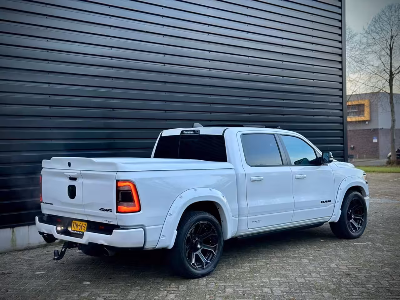 Dodge Ram 1500 5.7 V8 4x4 CC LIMITED NIGHT|HULK|PANO|HUD|ACC|HK VOL
