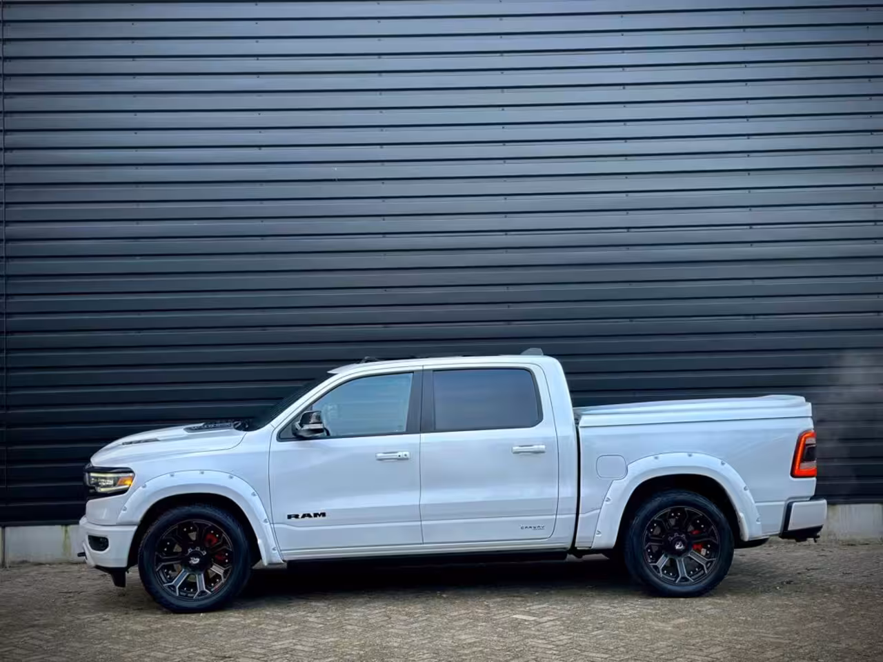 Dodge Ram 1500 5.7 V8 4x4 CC LIMITED NIGHT|HULK|PANO|HUD|ACC|HK VOL