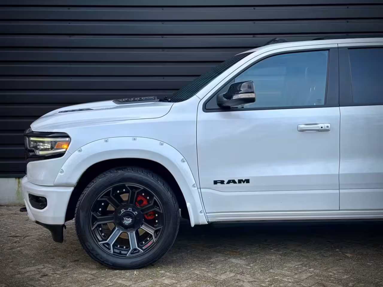 Dodge Ram 1500 5.7 V8 4x4 CC LIMITED NIGHT|HULK|PANO|HUD|ACC|HK VOL