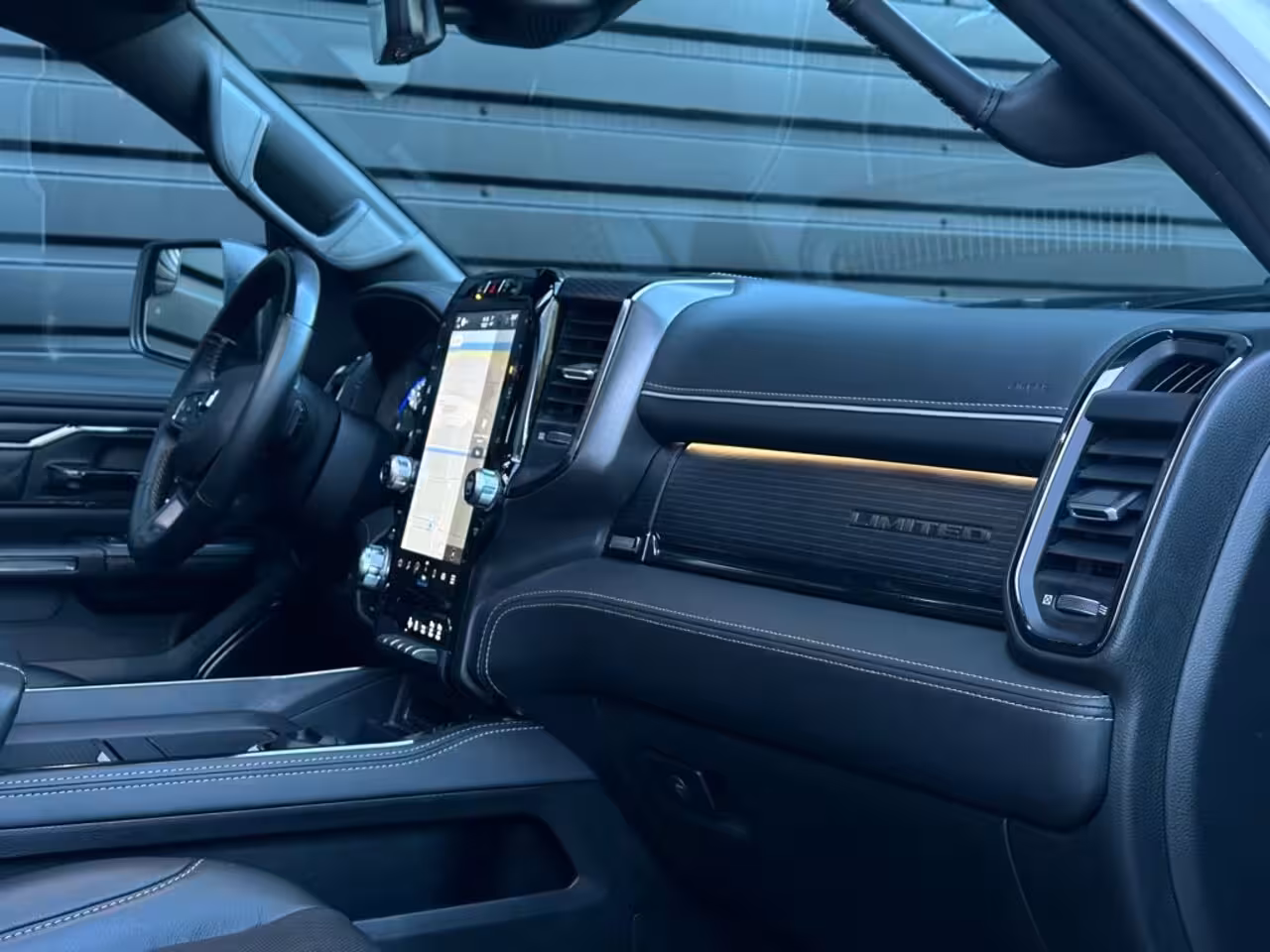 Dodge Ram 1500 5.7 V8 4x4 CC LIMITED NIGHT|HULK|PANO|HUD|ACC|HK VOL