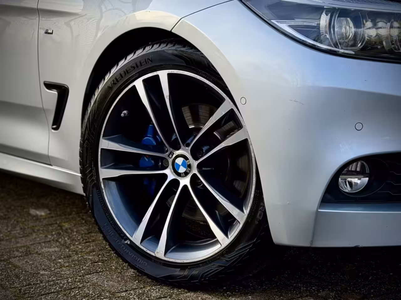 BMW 3-serie Gran Turismo 320d M-SPORT PANO|VIRTUAL|CAMERA|HiFi|LEDER