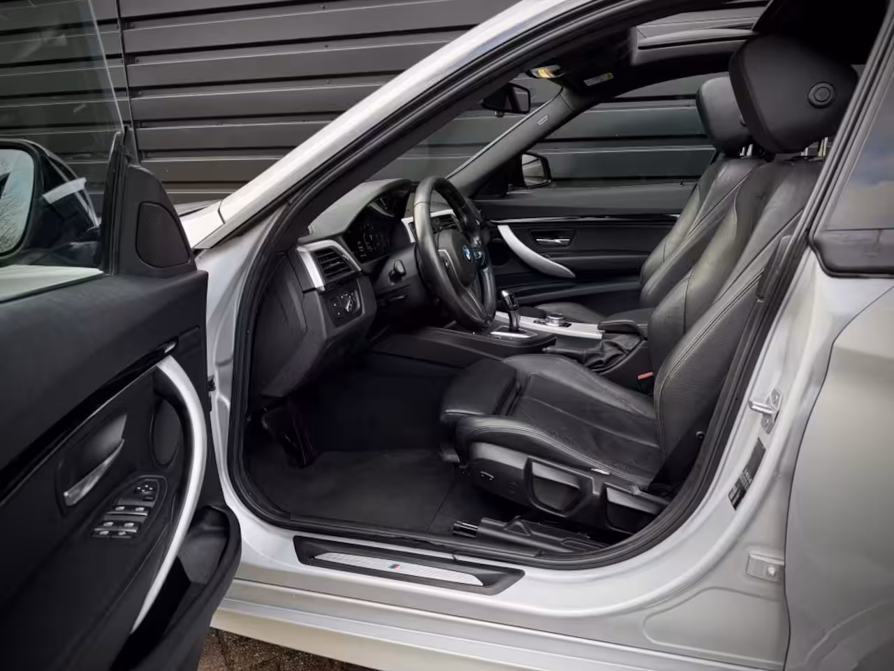 BMW 3-serie Gran Turismo 320d M-SPORT PANO|VIRTUAL|CAMERA|HiFi|LEDER