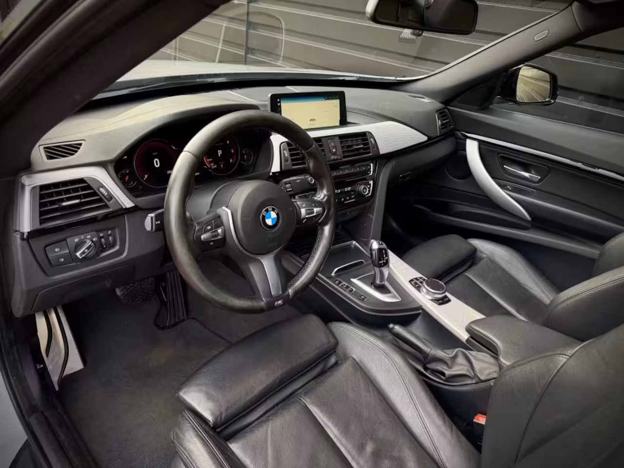 BMW 3-serie Gran Turismo 320d M-SPORT PANO|VIRTUAL|CAMERA|HiFi|LEDER