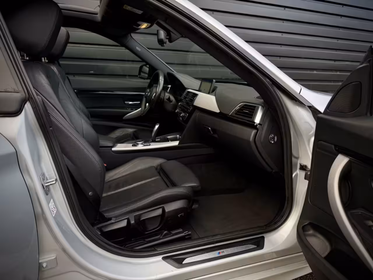 BMW 3-serie Gran Turismo 320d M-SPORT PANO|VIRTUAL|CAMERA|HiFi|LEDER