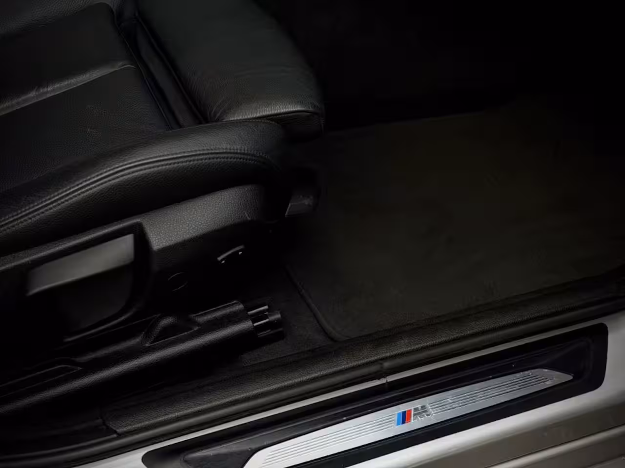 BMW 3-serie Gran Turismo 320d M-SPORT PANO|VIRTUAL|CAMERA|HiFi|LEDER