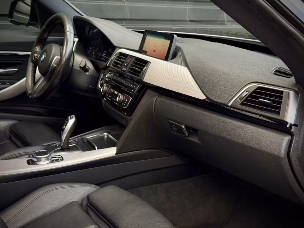BMW 3-serie Gran Turismo 320d M-SPORT PANO|VIRTUAL|CAMERA|HiFi|LEDER