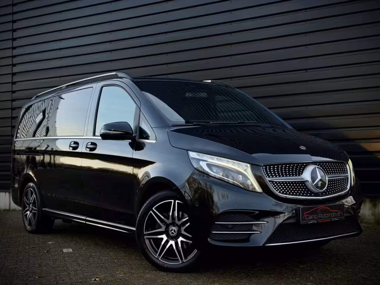 Mercedes-Benz V-klasse 300d LANG Dubbele C AMG 360|BURMES|BLINDSPOT