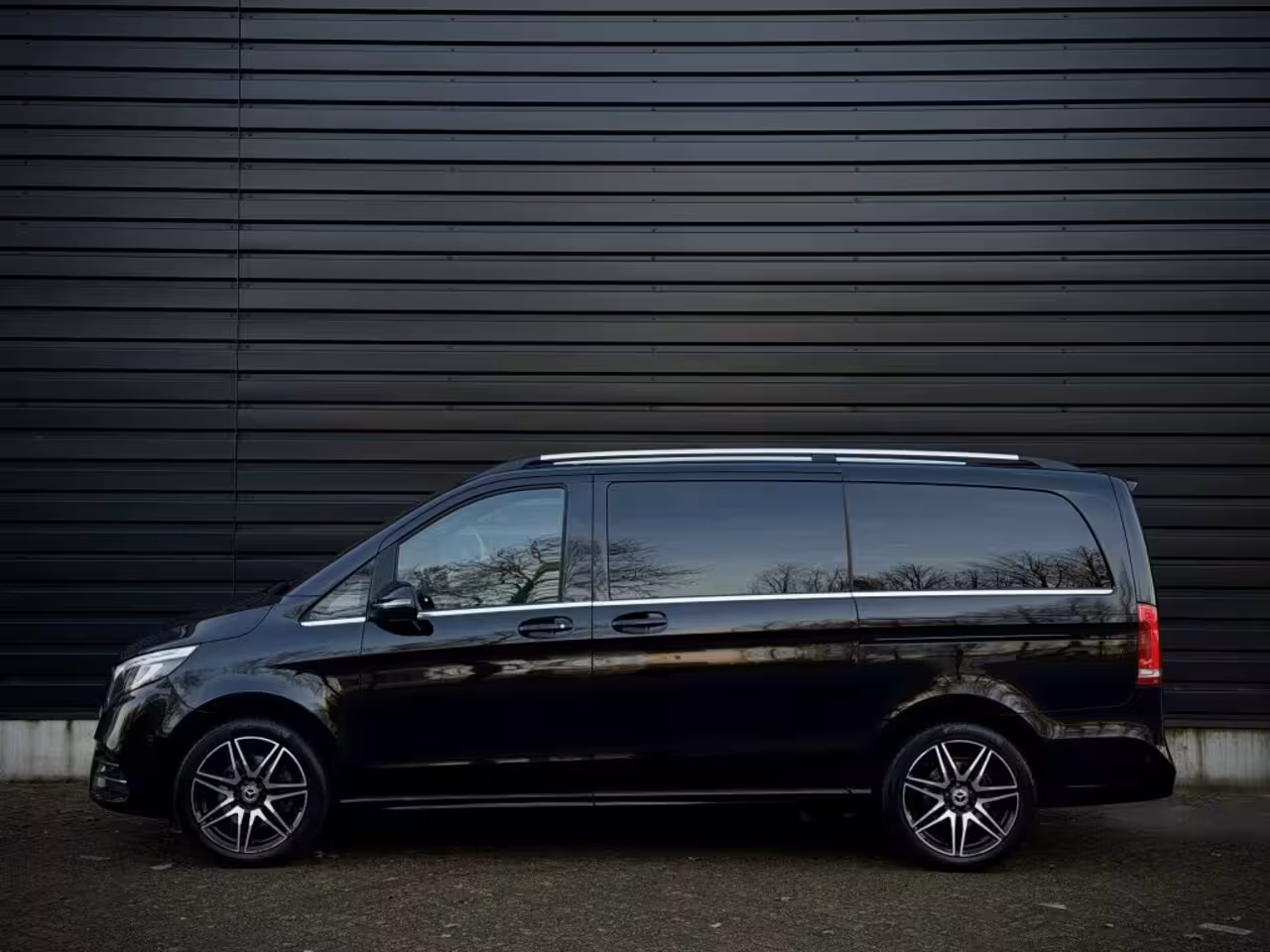 Mercedes-Benz V-klasse 300d LANG Dubbele C AMG 360|BURMES|BLINDSPOT