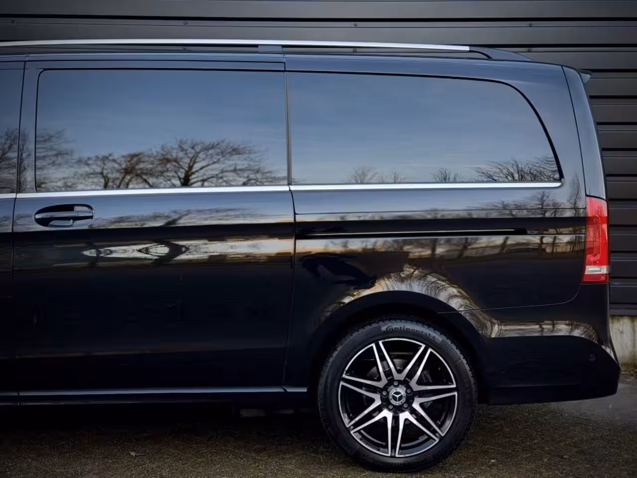 Mercedes-Benz V-klasse 300d LANG Dubbele C AMG 360|BURMES|BLINDSPOT