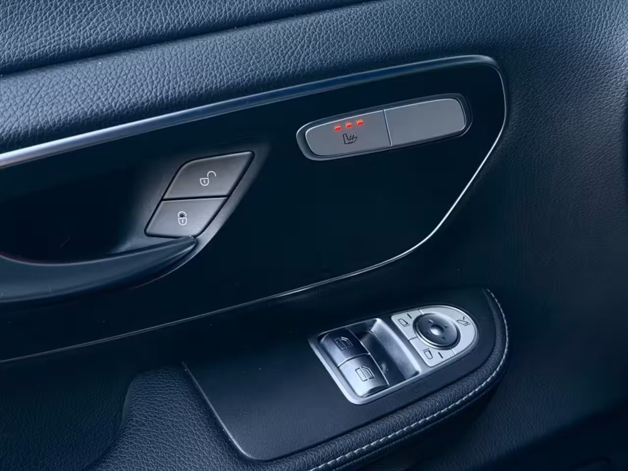 Mercedes-Benz V-klasse 300d LANG Dubbele C AMG 360|BURMES|BLINDSPOT
