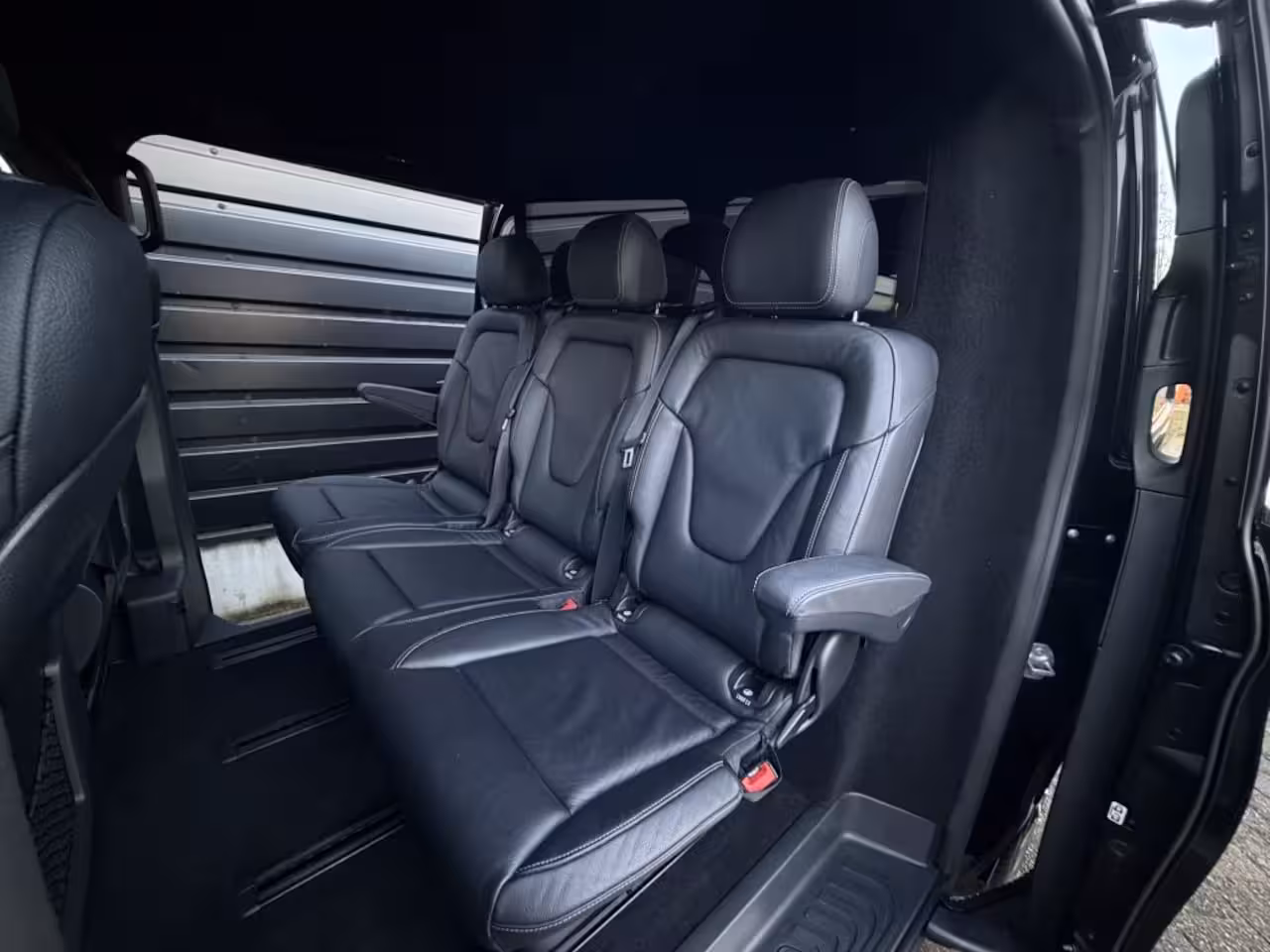 Mercedes-Benz V-klasse 300d LANG Dubbele C AMG 360|BURMES|BLINDSPOT