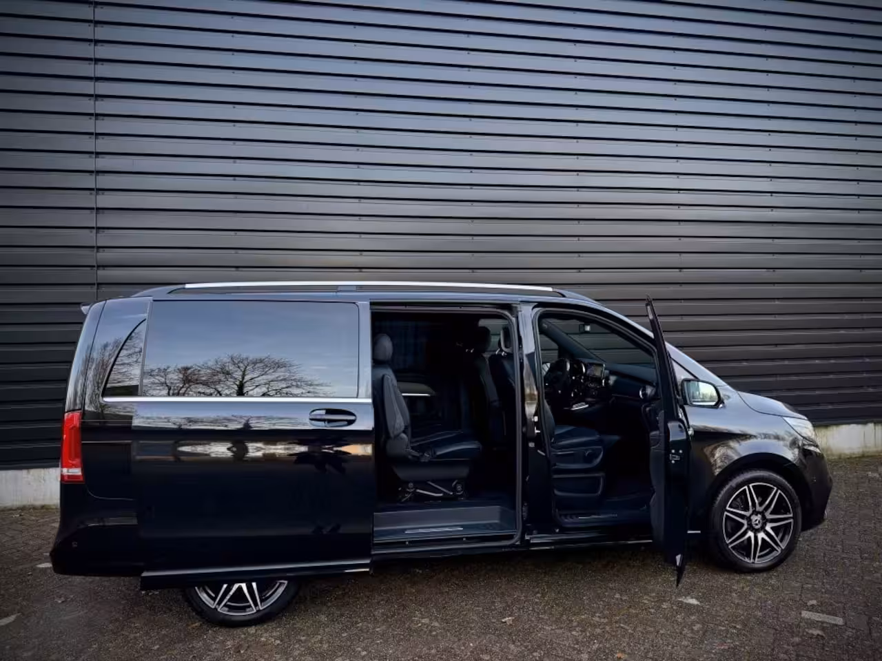 Mercedes-Benz V-klasse 300d LANG Dubbele C AMG 360|BURMES|BLINDSPOT
