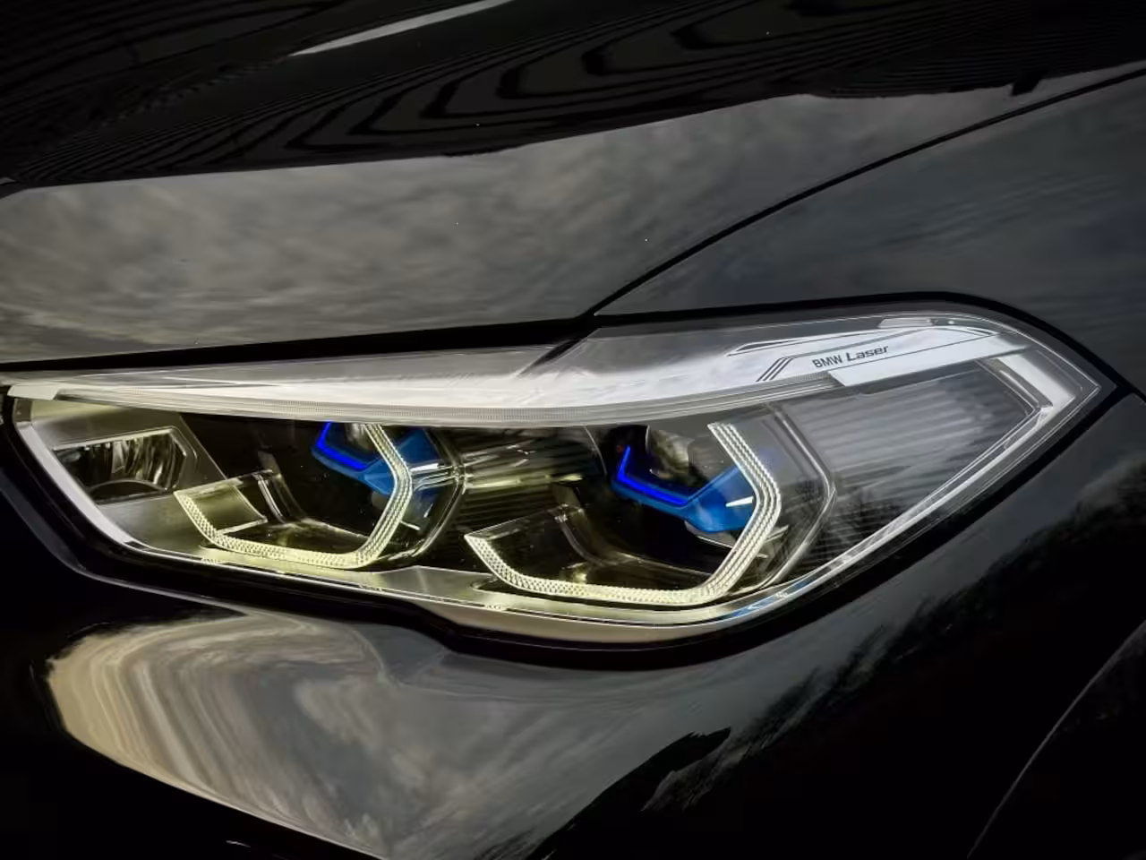 BMW X5 xDrive40i M-PERF. LASER|PANO|HUD|360|H/K|4WL STURING