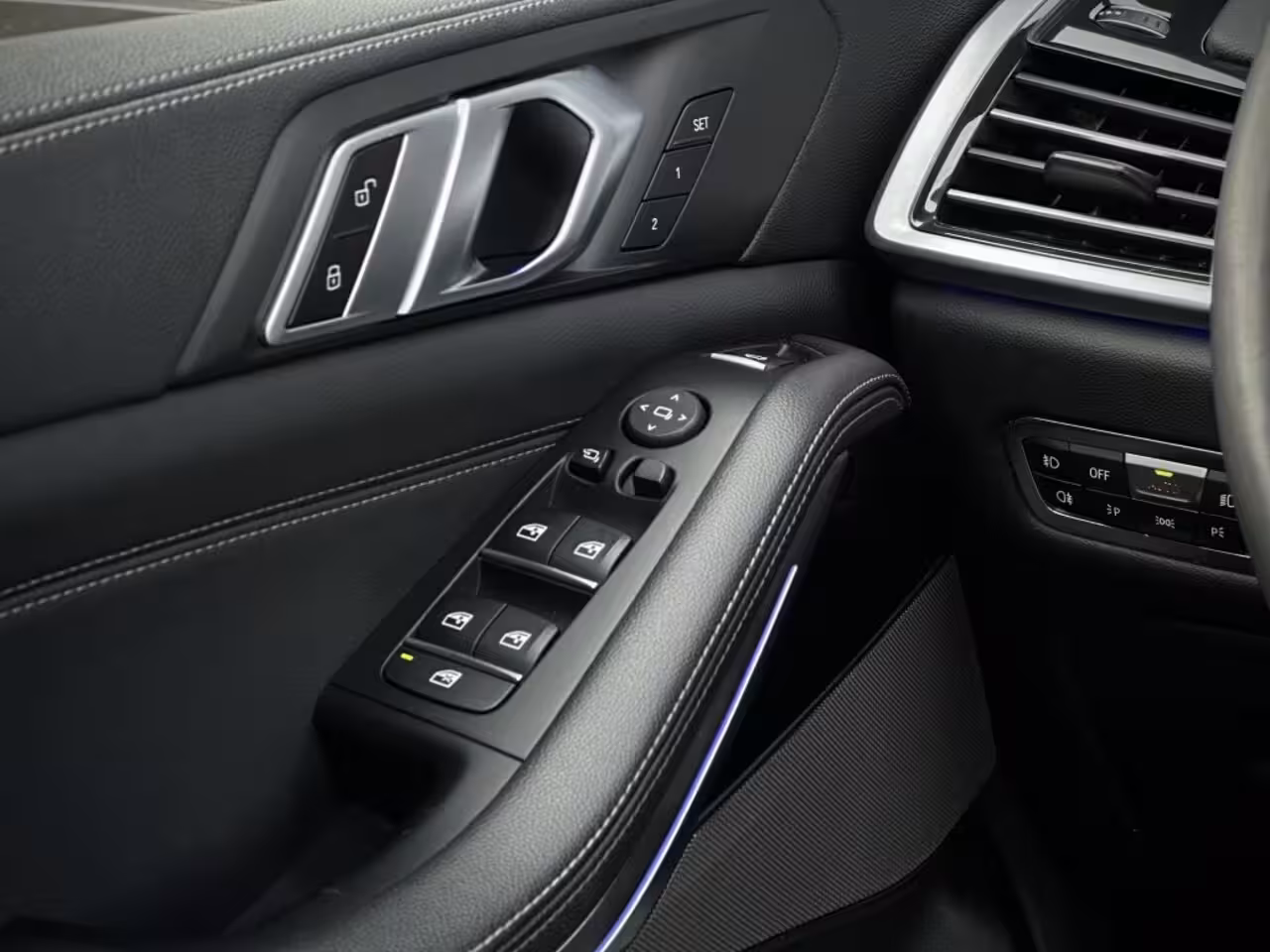 BMW X5 xDrive40i M-PERF. LASER|PANO|HUD|360|H/K|4WL STURING