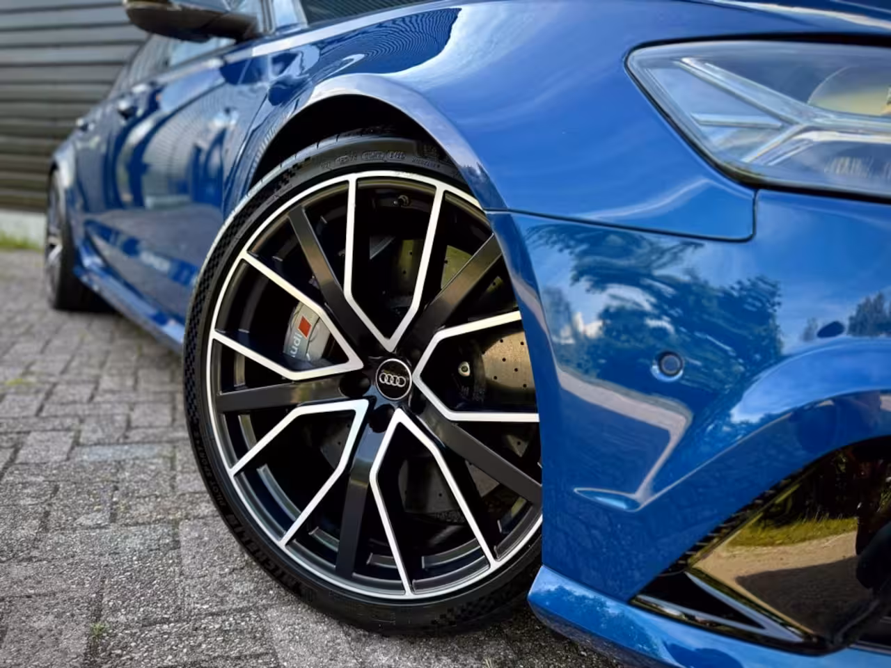 Audi RS6 4.0 TFSI PERF. PANO|B&O|CERAMIC|AKRA|HUD|NIGHTVIS|SOFTCLOSE