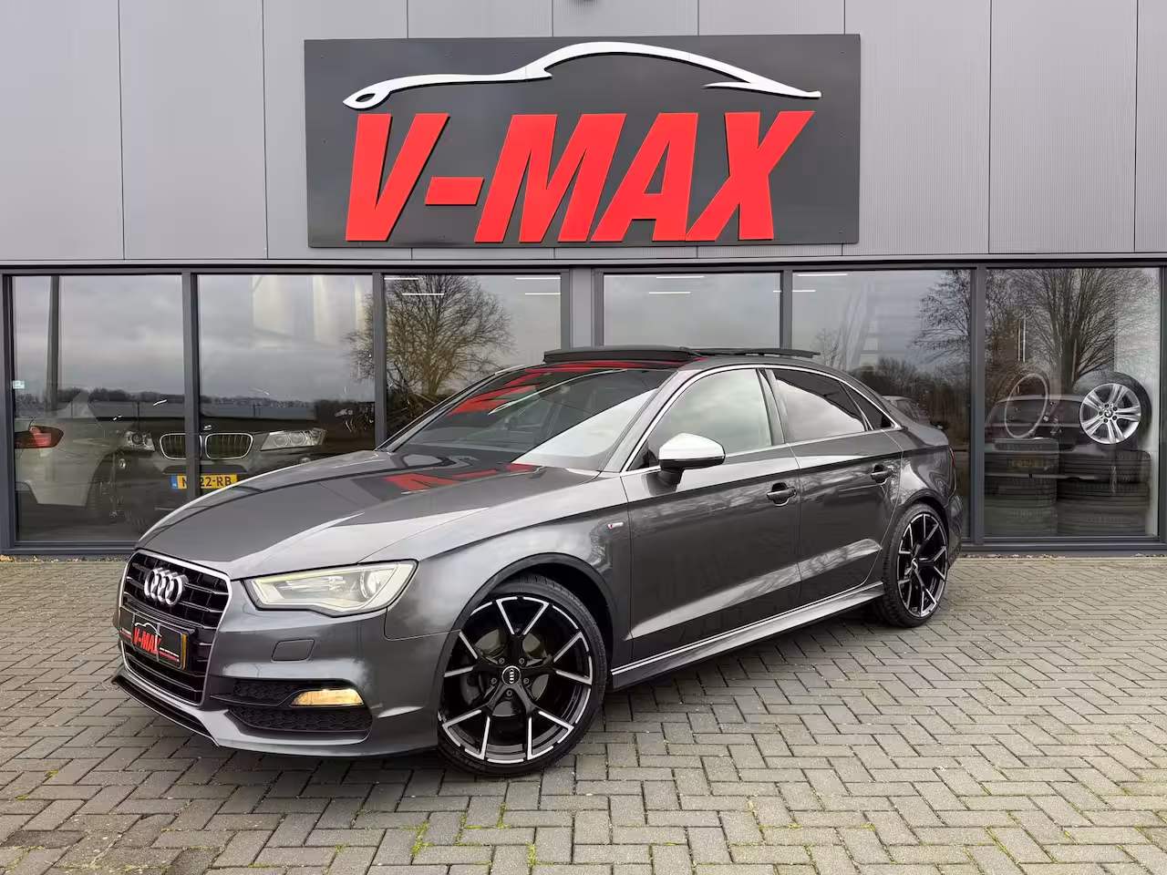 Audi A3 Limousine 1.4 TFSI CoD S-Tron 3X S-Line Pano Carplay Stoelverw