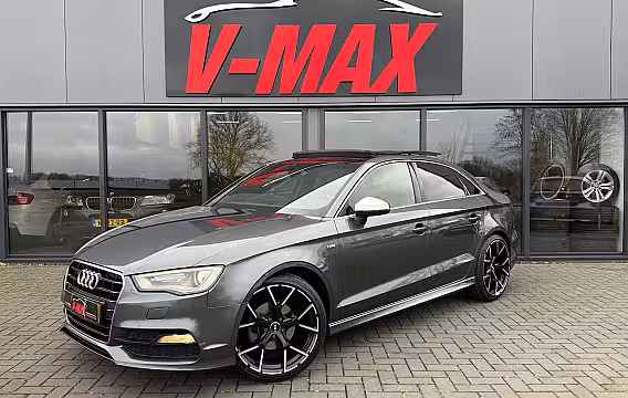 Audi A3 Limousine 1.4 TFSI CoD S-Tron 3X S-Line Pano Carplay Stoelverw