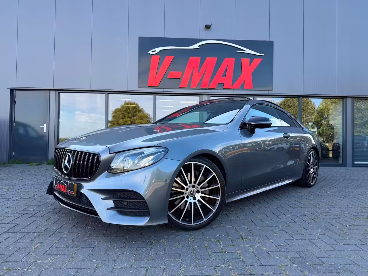 Mercedes-Benz E-klasse Coupé E200 Premium+ AMG HUD Pano Burmester Leder