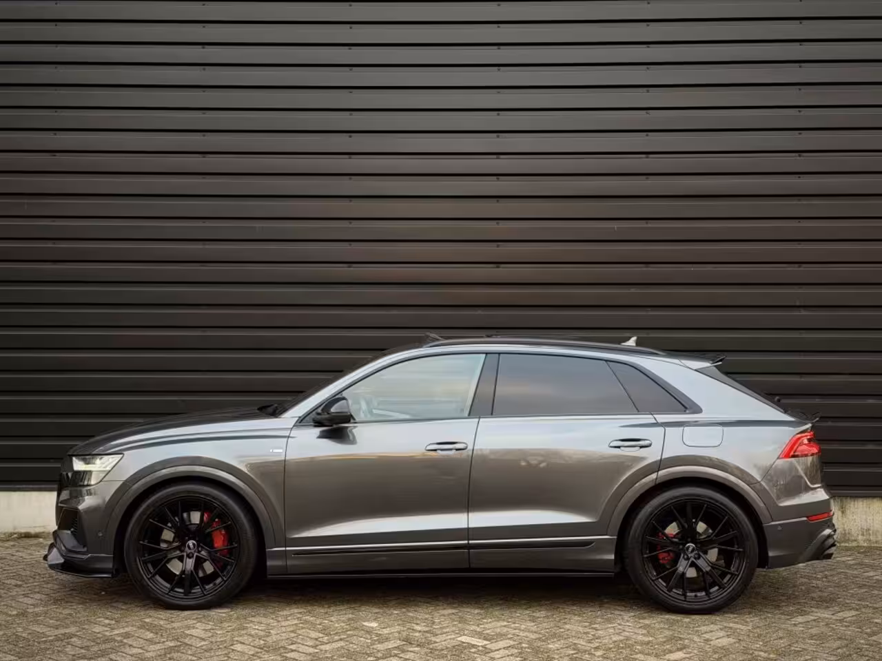 Audi Q8 55 TFSI e Quattro S-LINE PANO|HUD|360|RS STOEL|NIGHTVIS