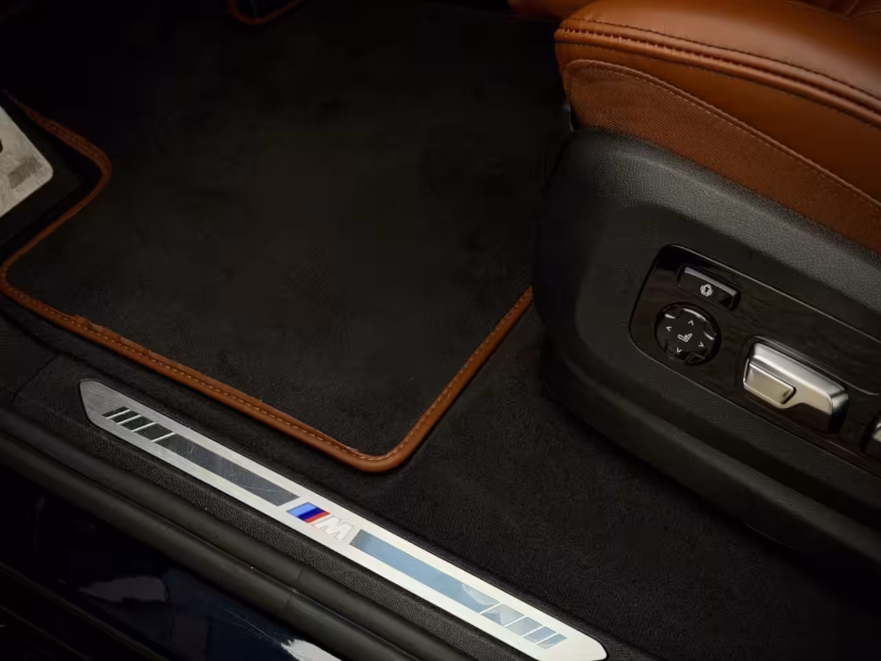 BMW X5 xDrive50e M-PERF. B&W|PANO|HUD|360|AR|TARTUFO