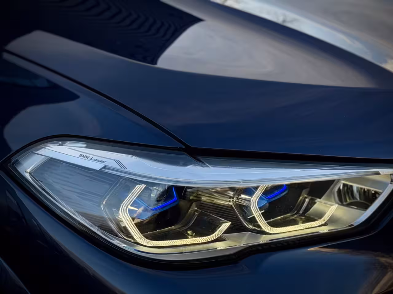 BMW X5 xDrive40i M-PERF. LASER|PANO|B&W|HUD|360|4WL STURING