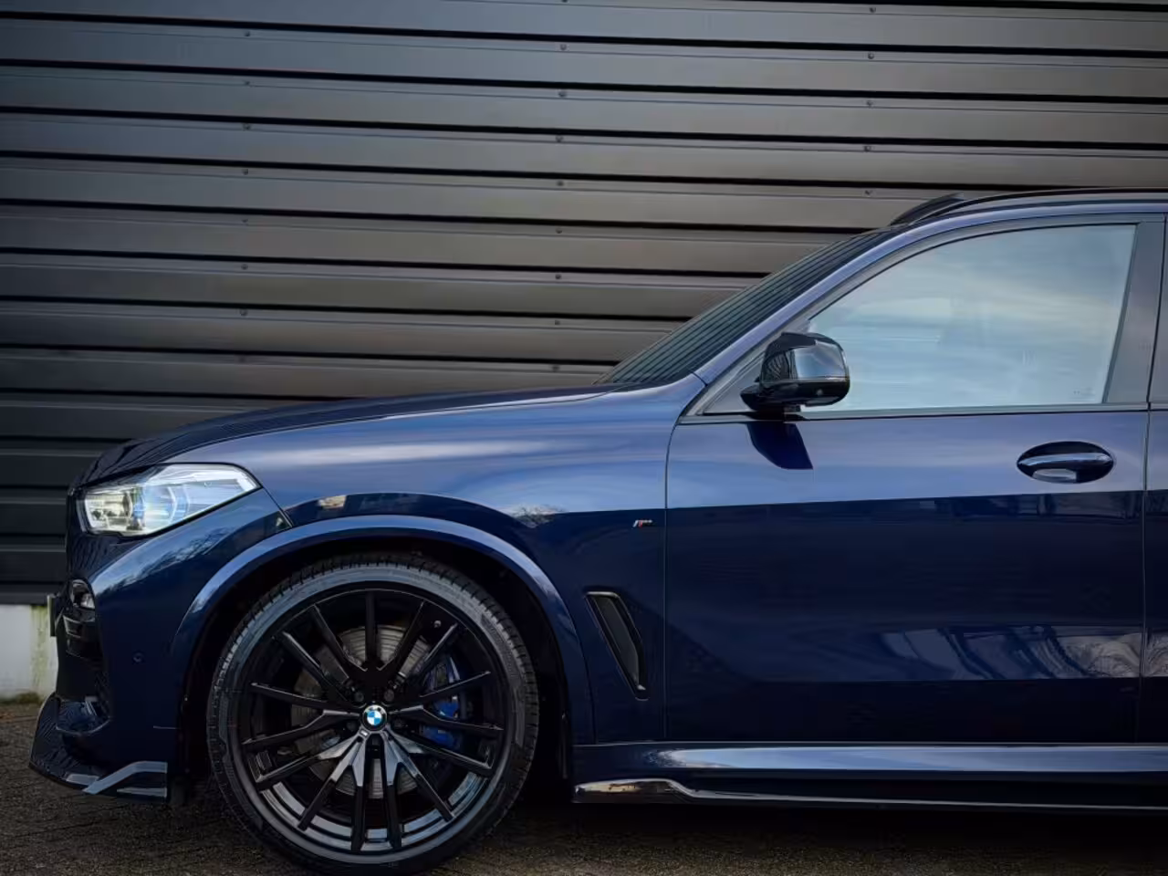 BMW X5 xDrive40i M-PERF. LASER|PANO|B&W|HUD|360|4WL STURING