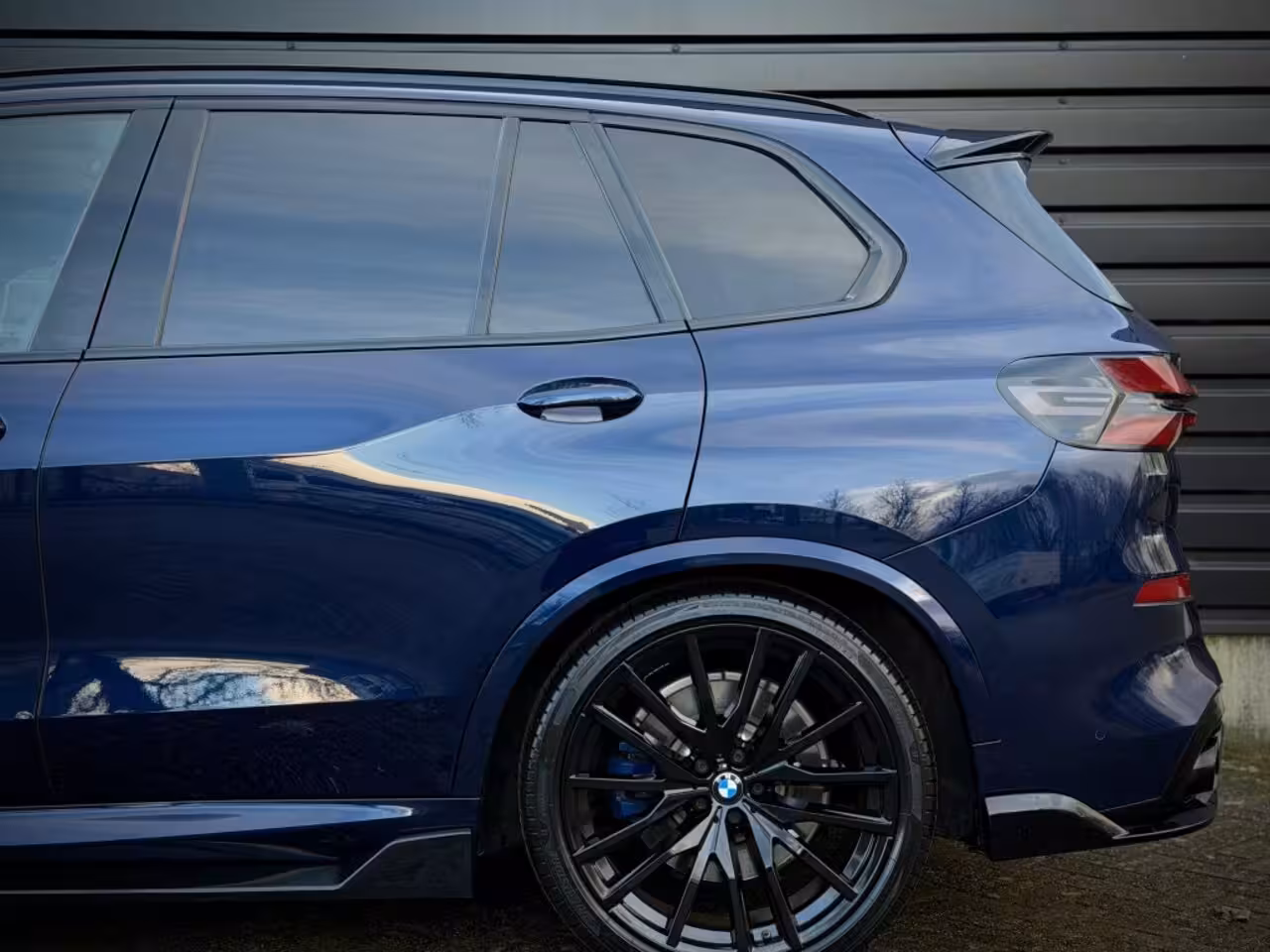 BMW X5 xDrive40i M-PERF. LASER|PANO|B&W|HUD|360|4WL STURING