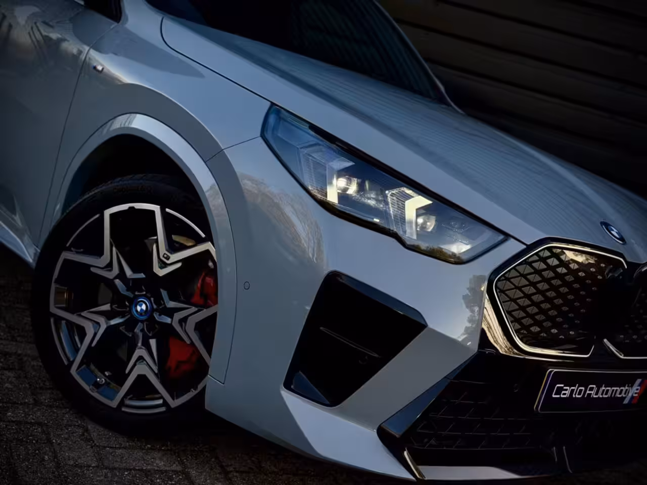 BMW iX2 eDrive 67kWh M-SPORT PRO PANO|HUD|HK|360|MEMORY VOL