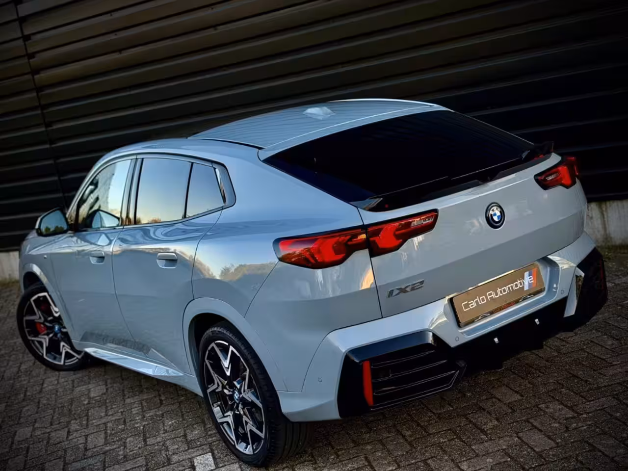 BMW iX2 eDrive 67kWh M-SPORT PRO PANO|HUD|HK|360|MEMORY VOL