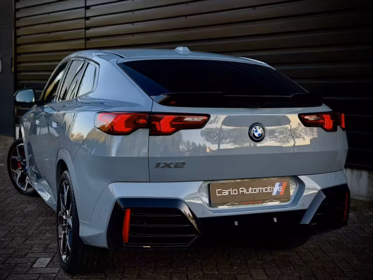 BMW iX2 eDrive 67kWh M-SPORT PRO PANO|HUD|HK|360|MEMORY VOL