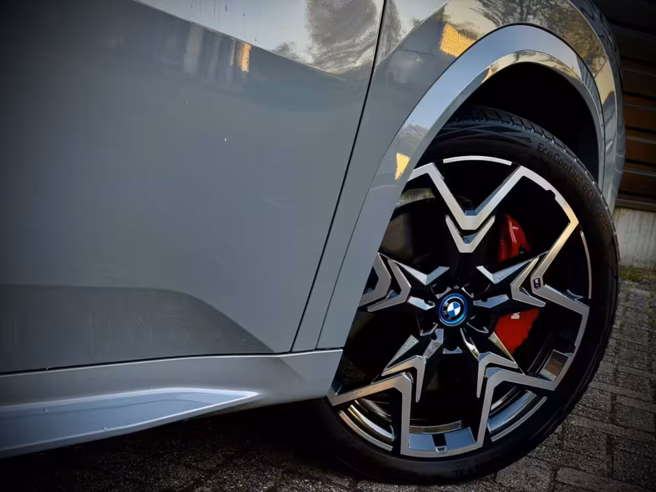 BMW iX2 eDrive 67kWh M-SPORT PRO PANO|HUD|HK|360|MEMORY VOL