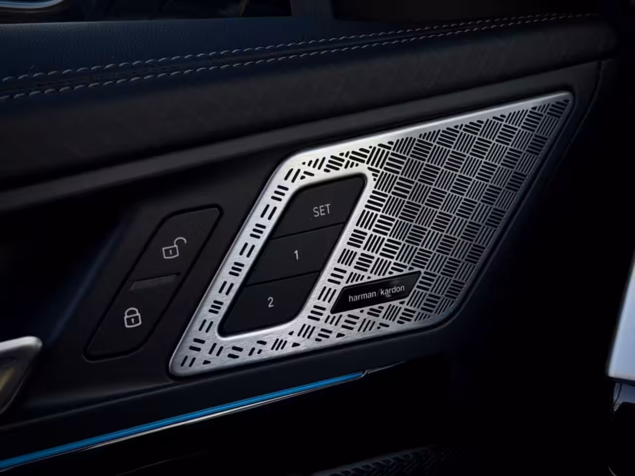 BMW iX2 eDrive 67kWh M-SPORT PRO PANO|HUD|HK|360|MEMORY VOL