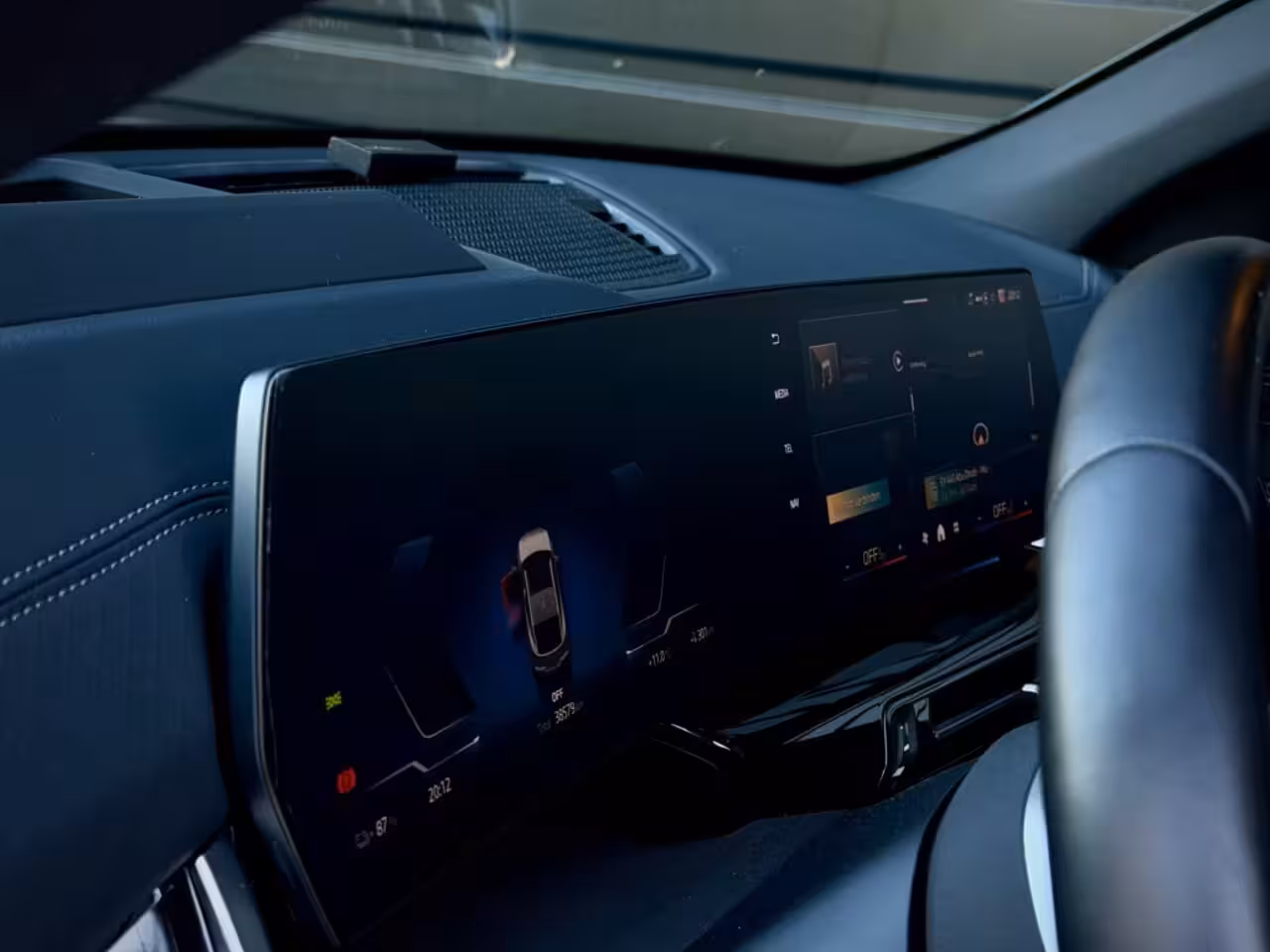 BMW iX2 eDrive 67kWh M-SPORT PRO PANO|HUD|HK|360|MEMORY VOL
