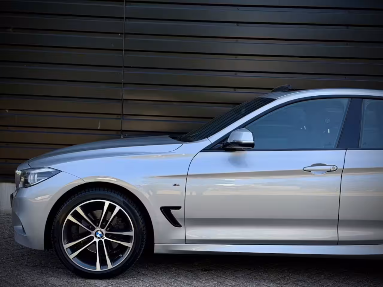 BMW 3-serie Gran Turismo 330i xDrive M-SPORT PANO|H/K|KEYLESS|M STOEL