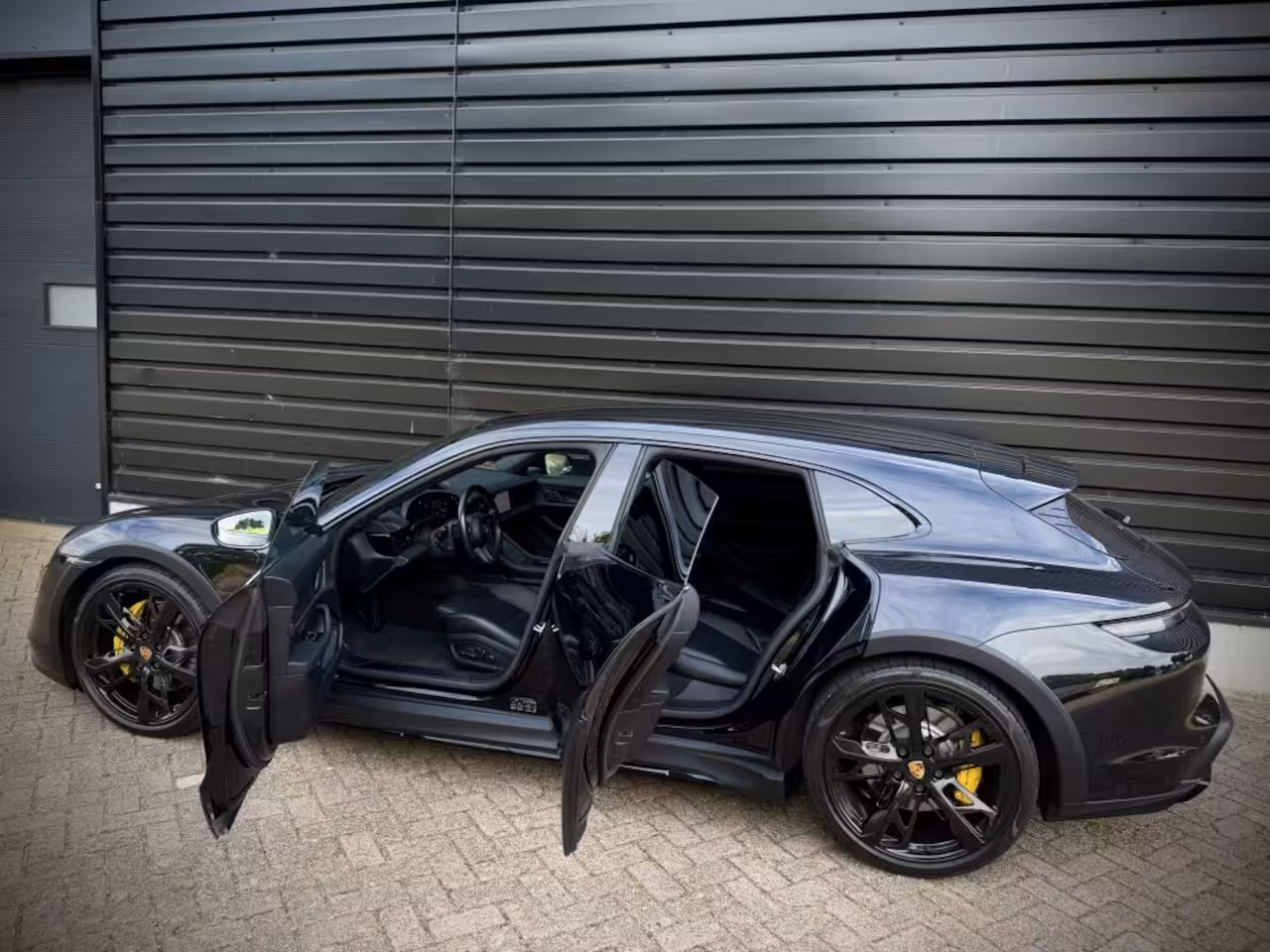 Porsche Taycan Cross Turismo 4 93 kWh PANO|CHRONO|DUALSCREEN|18 W|LUCHTV|WARMPOMP