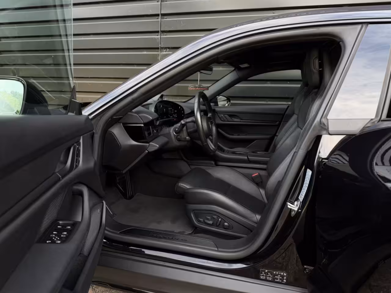 Porsche Taycan Cross Turismo 4 93 kWh PANO|CHRONO|DUALSCREEN|18 W|LUCHTV|WARMPOMP