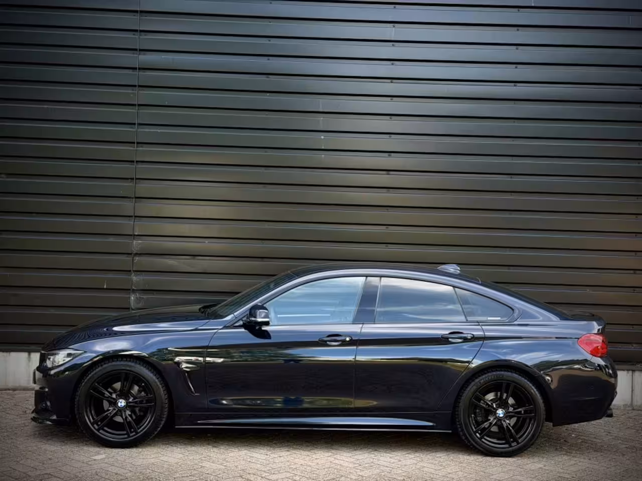 BMW 4-serie Gran Coupé 420i M-PERFORMANCE DHOEK|LANEASS|HiFi|CAMERA|SPORTLEER