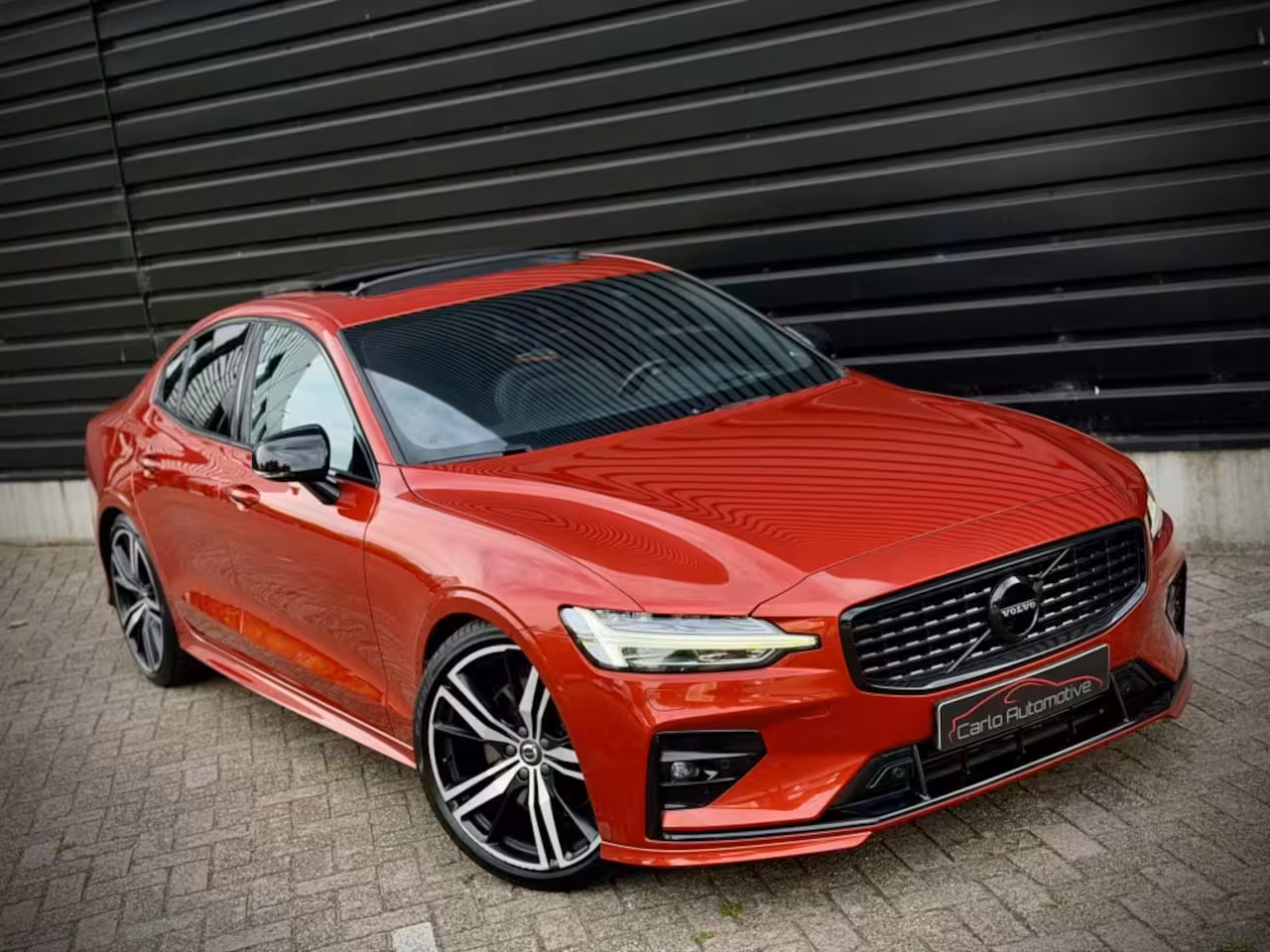 Volvo S60 2.0 T5 R DESIGN PANO|HUD|HK|PILOTASS|BLINDSPOT VOL
