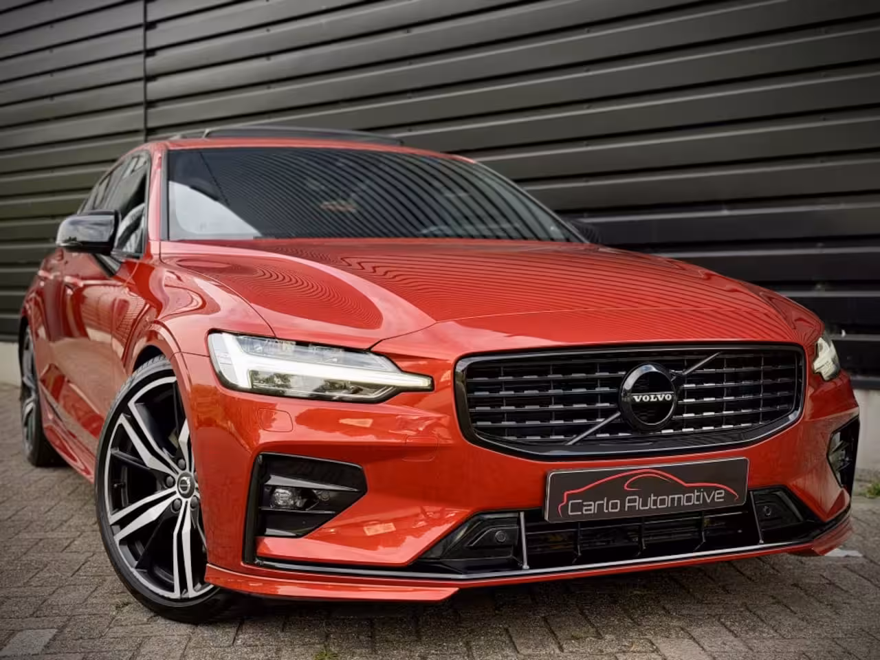 Volvo S60 2.0 T5 R DESIGN PANO|HUD|HK|PILOTASS|BLINDSPOT VOL