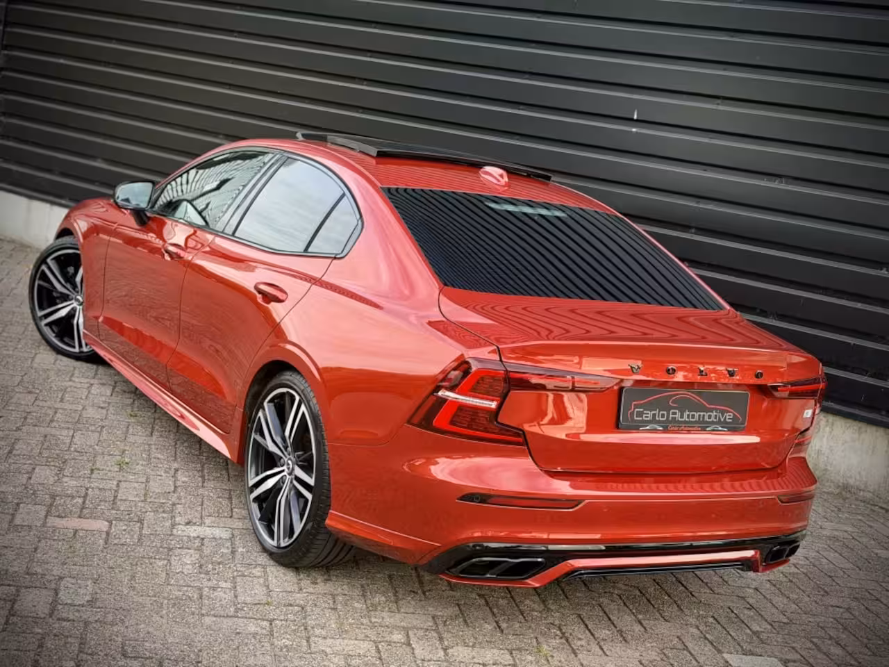 Volvo S60 2.0 T5 R DESIGN PANO|HUD|HK|PILOTASS|BLINDSPOT VOL