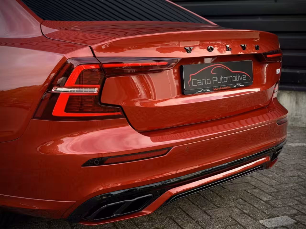 Volvo S60 2.0 T5 R DESIGN PANO|HUD|HK|PILOTASS|BLINDSPOT VOL