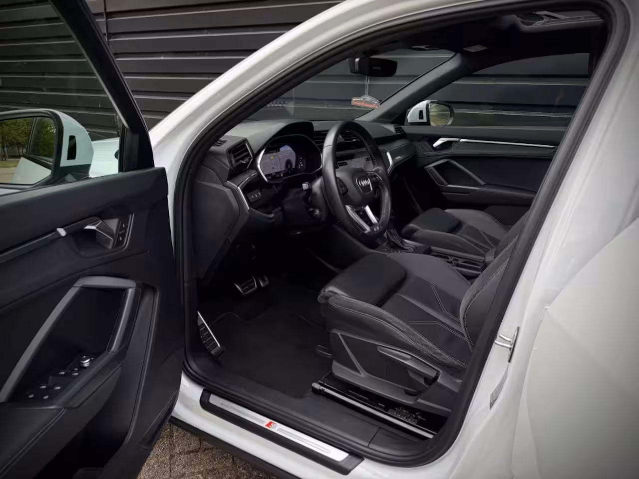 Audi Q3 Sportback 35 TFSI 3x S-LINE PANO|LEER|DHOEK|ACC|CAMERA
