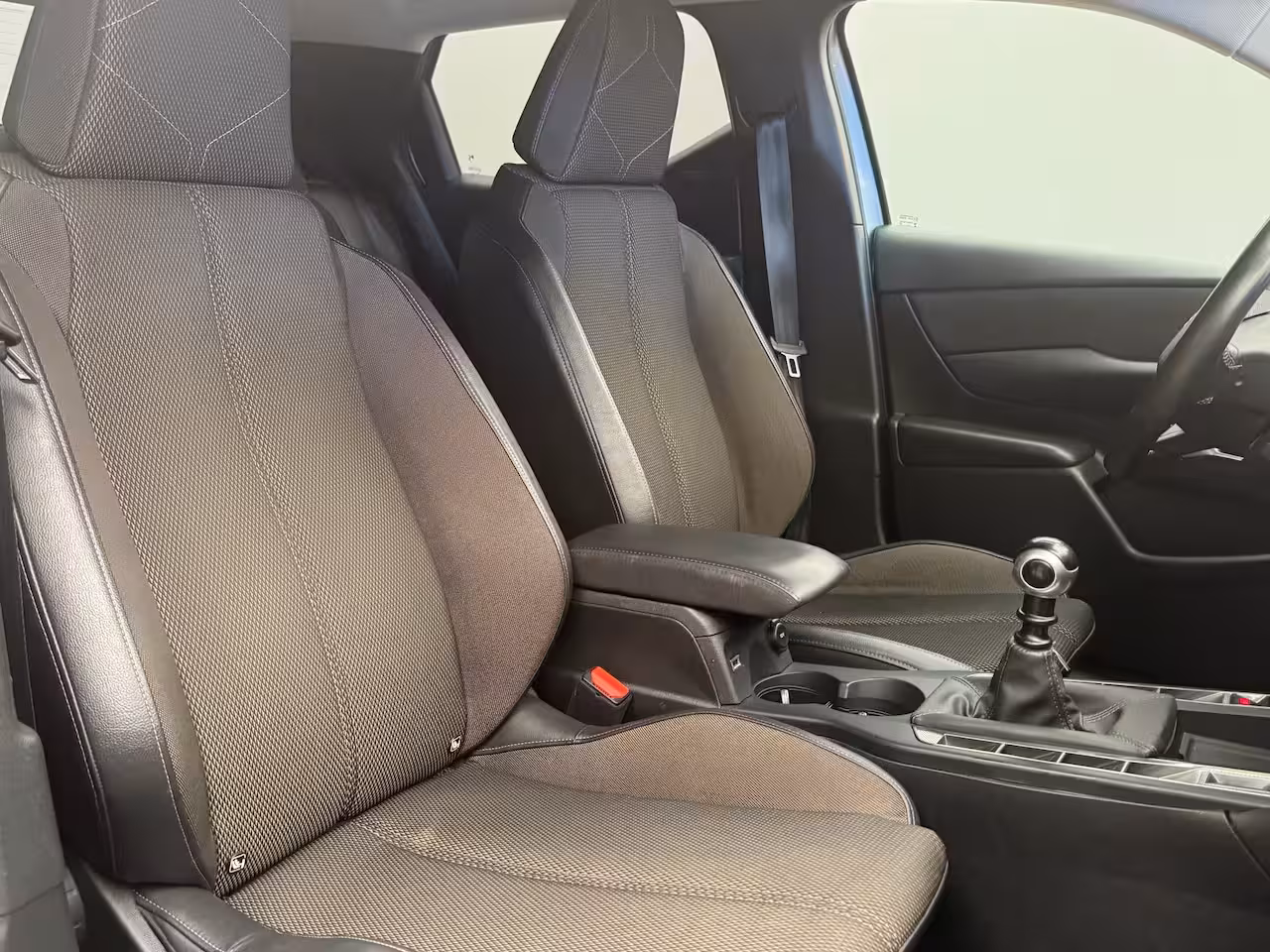 DS 3 Crossback 1.2 PureTech Business Camera | Leder\Stof | Navigatie | Clima | Carplay | Parkeersensoren