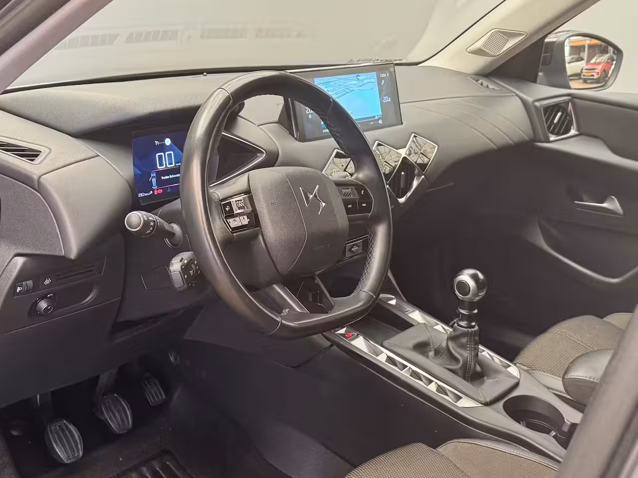 DS 3 Crossback 1.2 PureTech Business Camera | Leder\Stof | Navigatie | Clima | Carplay | Parkeersensoren