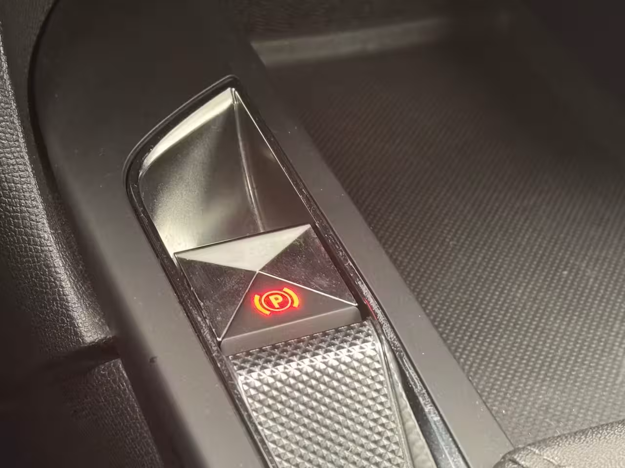 DS 3 Crossback 1.2 PureTech Business Camera | Leder\Stof | Navigatie | Clima | Carplay | Parkeersensoren