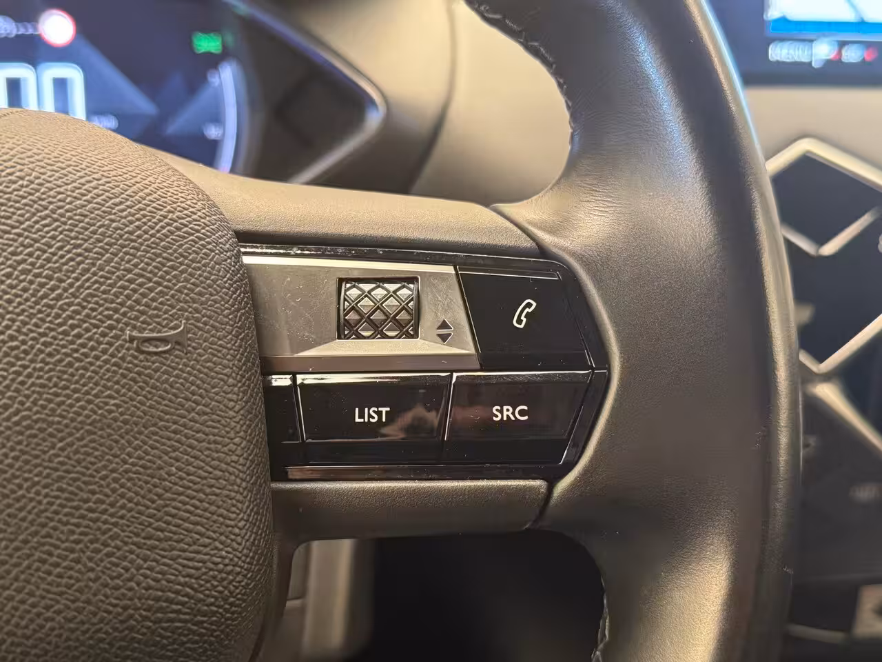 DS 3 Crossback 1.2 PureTech Business Camera | Leder\Stof | Navigatie | Clima | Carplay | Parkeersensoren