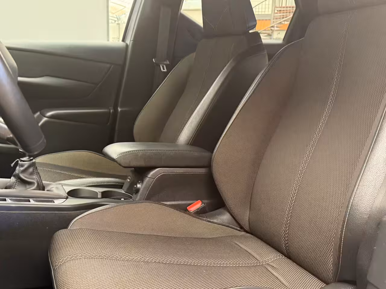 DS 3 Crossback 1.2 PureTech Business Camera | Leder\Stof | Navigatie | Clima | Carplay | Parkeersensoren